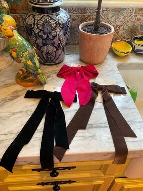 Set of 3 new bow detail barrettes by New Day